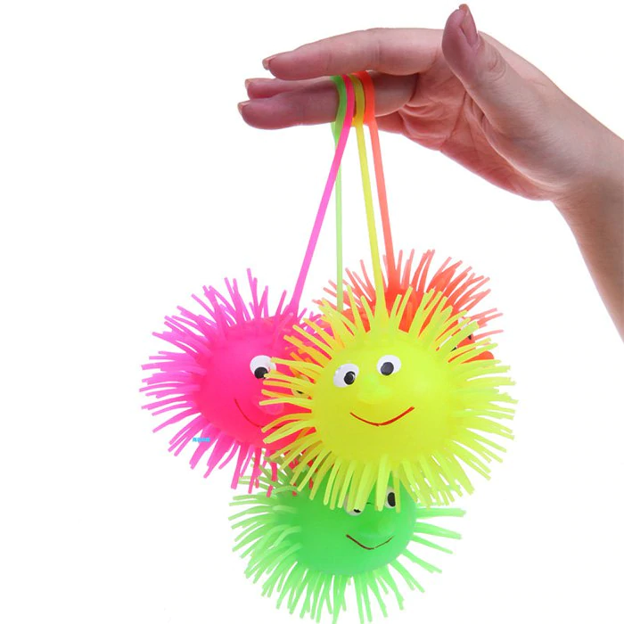 1pc Creative Flash LED Light Up Smile Face Squeeze Hedgehog Ball