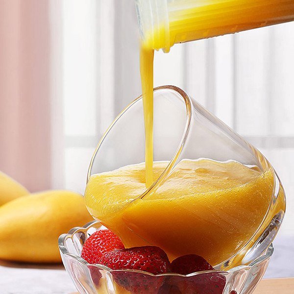 Convenient Hand-operated Leakage Protective Gear Mixing Cup